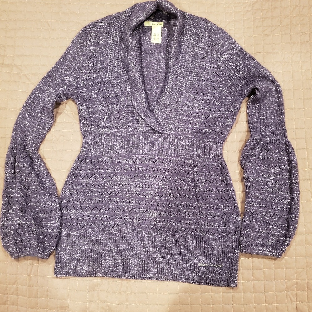 Elegant ladies sweater